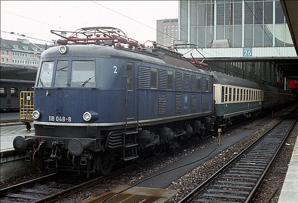 Foto:: DB 118 048-8 / Muenchen / 09.09.1980 (Foto,Fotos,Bilder,Bild,)