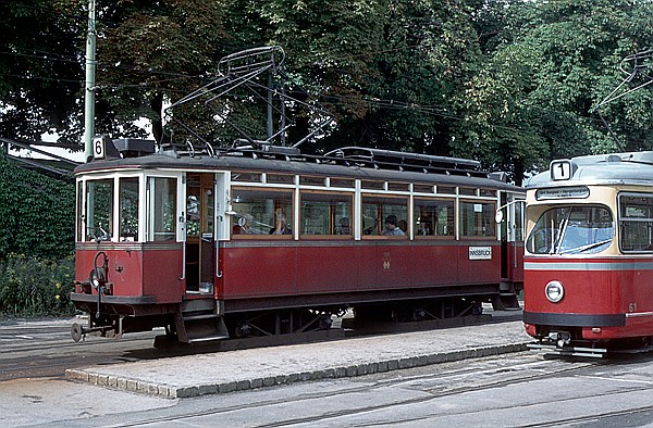 Foto:: IVB 2 + IVB 61 / Innsbruck / 10.09.1980 (Foto,Fotos,Bilder,Bild,)