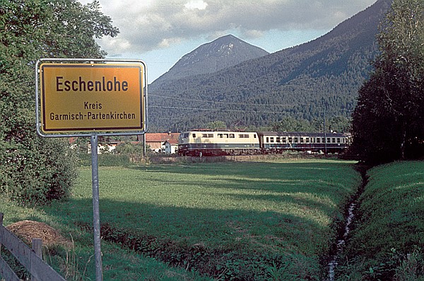 Foto:: DB 111 / Eschenlohe / 10.09.1980 (Foto,Fotos,Bilder,Bild,)