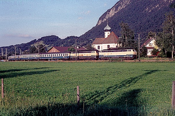 Foto:: DB 218 / Eschenlohe / 10.09.1980 (Foto,Fotos,Bilder,Bild,)