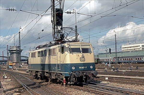 Foto:: DB 111 047-7 / Muenchen / 13.09.1980 (Foto,Fotos,Bilder,Bild,)