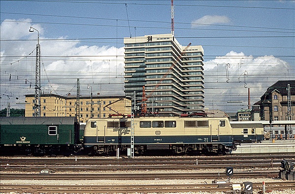 Foto:: DB 111 083-2 / Muenchen / 13.09.1980 (Foto,Fotos,Bilder,Bild,)