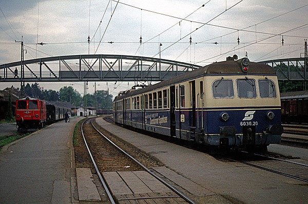 Foto:: OeBB 2095.04 + OeBB6030.20 / Bregenz / 17.09.1980 (Foto,Fotos,Bilder,Bild,)