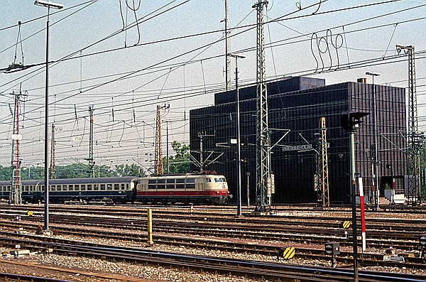 Foto:: DB 103 / Stuttgart / 19.09.1980 (Foto,Fotos,Bilder,Bild,)