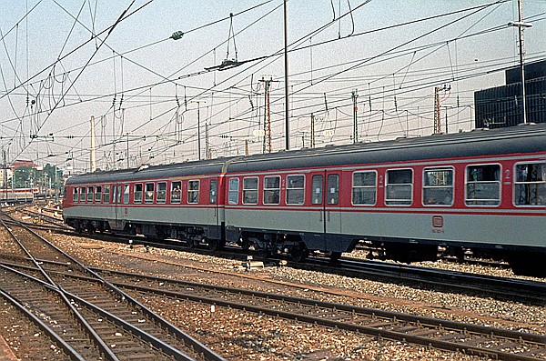Foto:: DB 614 / Stuttgart / 19.09.1980 (Foto,Fotos,Bilder,Bild,)