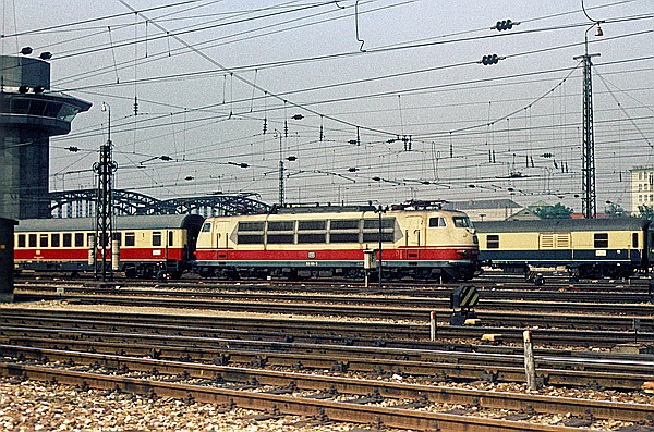 Foto:: DB 103 109-5 / Muenchen / 22.09.1980 (Foto,Fotos,Bilder,Bild,)