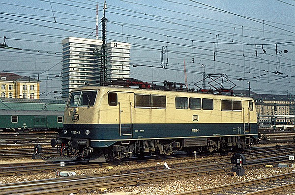 Foto:: DB 111 065-9 / Muenchen / 22.09.1980 (Foto,Fotos,Bilder,Bild,)