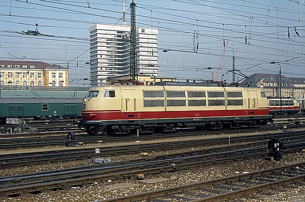 Foto:: DB 103 234-1 / Muenchen / 22.09.1980 (Foto,Fotos,Bilder,Bild,)