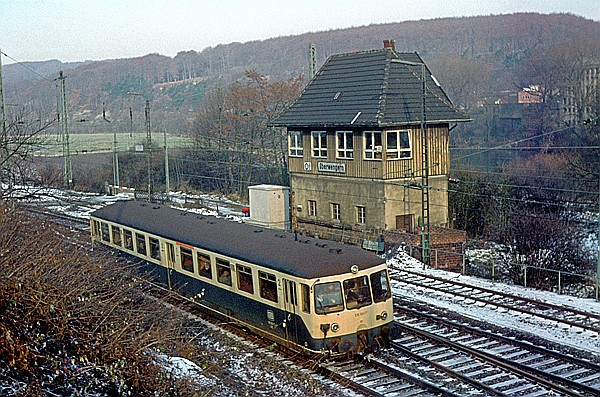 Foto:: DB 515 661-7  / Oberwengern / Dezember 1980 (Foto,Fotos,Bilder,Bild,)