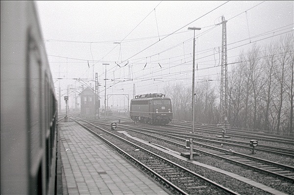 Foto:: DB 110 448-8 / Norddeich / 01.02.1981 (Foto,Fotos,Bilder,Bild,)
