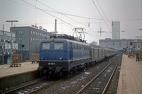 Foto:: DB 110 162-5 / Hamburg / 15.02.1981 (Foto,Fotos,Bilder,Bild,)