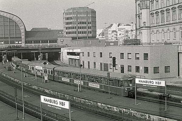 Foto:: DB 470 + DB 870 / Hamburg / 15.02.1981 (Foto,Fotos,Bilder,Bild,)