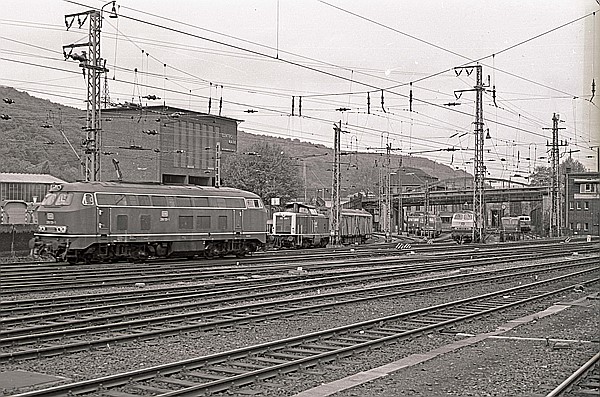Foto:: DB 212 290-1 + DB 216 100-8 / Hagen / 22.02.1981 (Foto,Fotos,Bilder,Bild,)
