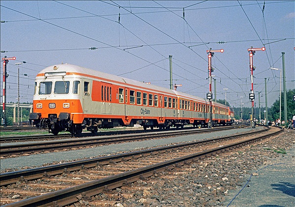 Foto:: DB 218 / Nuernberg / 21.09.1985 (Foto,Fotos,Bilder,Bild,)