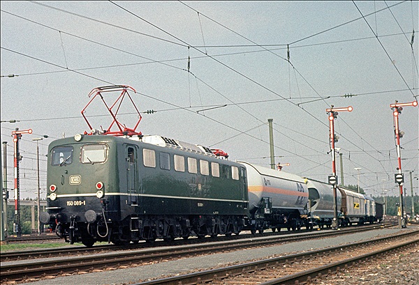 Foto:: DB 150 089-1  / Nuernberg / 21.09.1985 (Foto,Fotos,Bilder,Bild,)