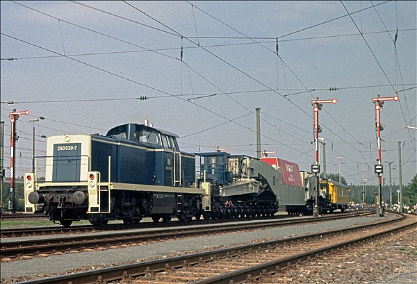 Foto:: DB 290 020-7 / Nuernberg / 21.09.1985 (Foto,Fotos,Bilder,Bild,)