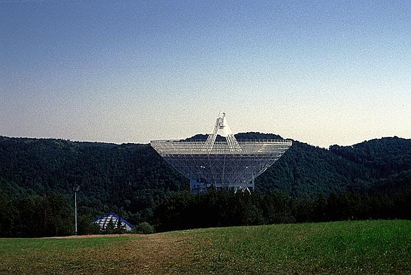 Foto:: Radioteleskop Effelsberg / Juli 1990 (Foto,Fotos,Bilder,Bild,)