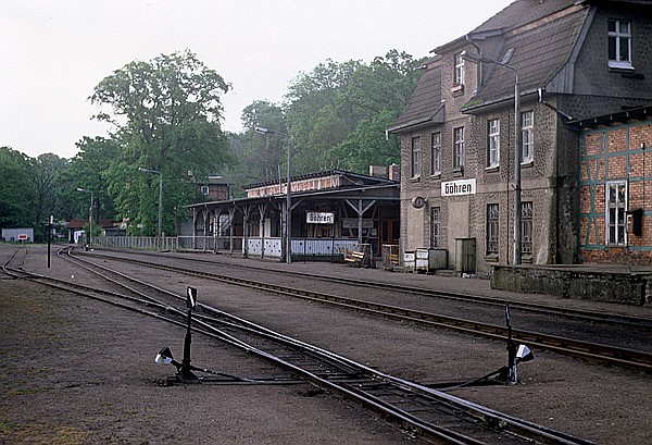 Foto:: Bahnhof / Goehren / 15.06.1991 (Foto,Fotos,Bilder,Bild,)