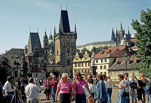 Foto:: Karlsbruecke / Prag / 08.09.1991 (Foto,Fotos,Bilder,Bild,)