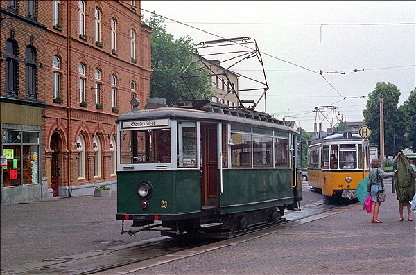 Foto:: Strassenbahn Nordhausen Wagen 23 + 82 / Nordhausen / 04.07.1992 (Foto,Fotos,Bilder,Bild,)