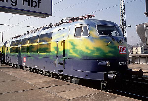 Foto:: DB 103 220-0 / Magdeburg /17.03.1996 (Foto,Fotos,Bilder,Bild,)