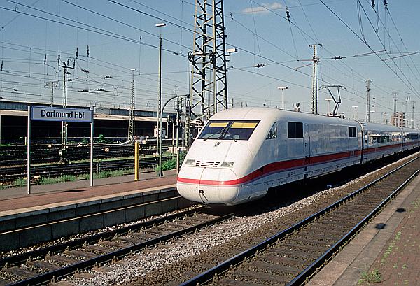 Foto:: DB 402 024-4 / Dortmund / 17.05.1998 (Foto,Fotos,Bilder,Bild,)