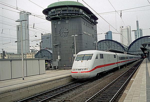 Foto:: DB 401 / Frankfurt / 08.04.2000 (Foto,Fotos,Bilder,Bild,)