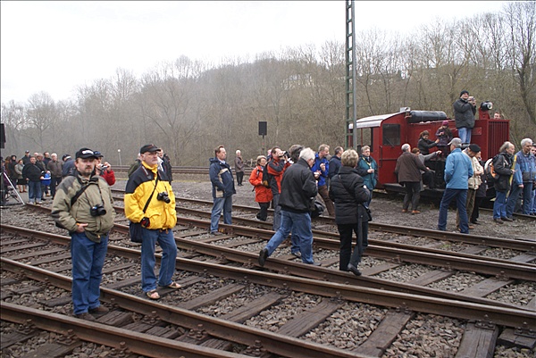 Foto:: Eisenbahnfans / Gerolstein / 03.04.2010 (Foto,Fotos,Bilder,Bild,)