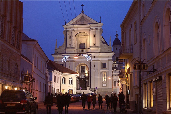 Foto:: Kirche der Heiligen Theresia / Vilnius / 08.01.2012 (Foto,Fotos,Bilder,Bild,)