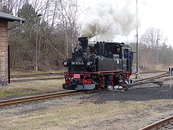 Foto:: DR 99 1574-5 / Oschatz - Mügeln - Glossen / 28.12.2013 (Foto,Fotos,Bilder,Bild,)