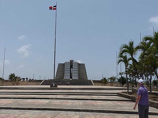 Foto:: Kolumbusdenkmal / Santo Dimingo / 10.06.2014 (Foto,Fotos,Bilder,Bild,)