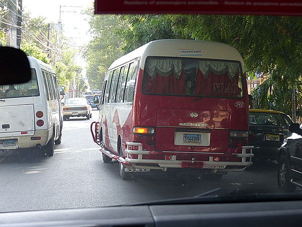 Foto:: Strassenverker / Santo Domingo / 10.06.2014 (Foto,Fotos,Bilder,Bild,)