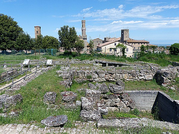 Foto:: Stadtansichten / Volterra / 08.05.2015 (Foto,Fotos,Bilder,Bild,)