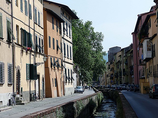 Foto:: Besichtigung / Lucca / 14.05.2015 (Foto,Fotos,Bilder,Bild,)