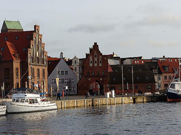 Foto:: Alter Hafen / Wismar 12.12.2015 (Foto,Fotos,Bilder,Bild,)