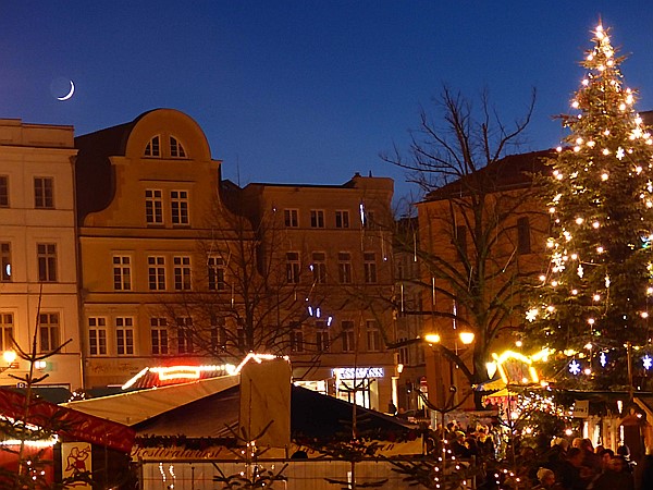 Foto:: Weihnachtsmarkt / Wismar / 13.12.2015 (Foto,Fotos,Bilder,Bild,)