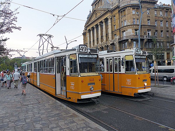 Foto:: Strassenbahn / Budapest / 23.08.2018 (Foto,Fotos,Bilder,Bild,)