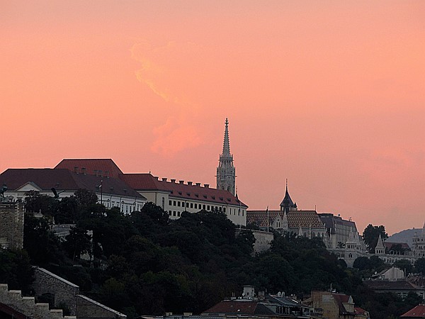 Foto:: Abendrot / Budapest / 23.08.2018 (Foto,Fotos,Bilder,Bild,)