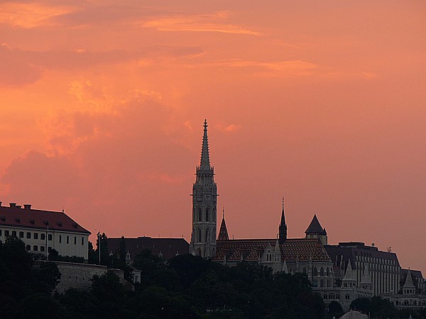 Foto:: Abendrot / Budapest / 23.08.2018 (Foto,Fotos,Bilder,Bild,)