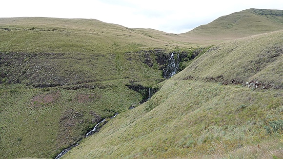 Foto:: Drakensberge / Phuthaditjhaba / 04.04.2023 (Foto,Fotos,Bilder,Bild,)