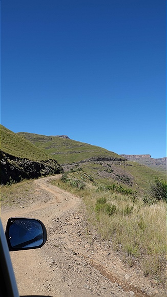 Foto:: Drakensberge / Phuthaditjhaba / 05.04.2023 (Foto,Fotos,Bilder,Bild,)