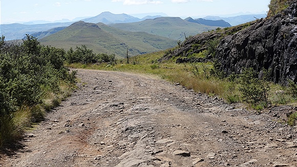Foto:: Drakensberge / Phuthaditjhaba / 05.04.2023 (Foto,Fotos,Bilder,Bild,)