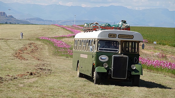 Foto:: Historischer Bus / Setsoto / 07.04.2023 (Foto,Fotos,Bilder,Bild,)