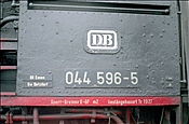 ID: 209: Fuehrerhausbeschriftung DB 044 596-5 / Betzdorf / 20.08.1975